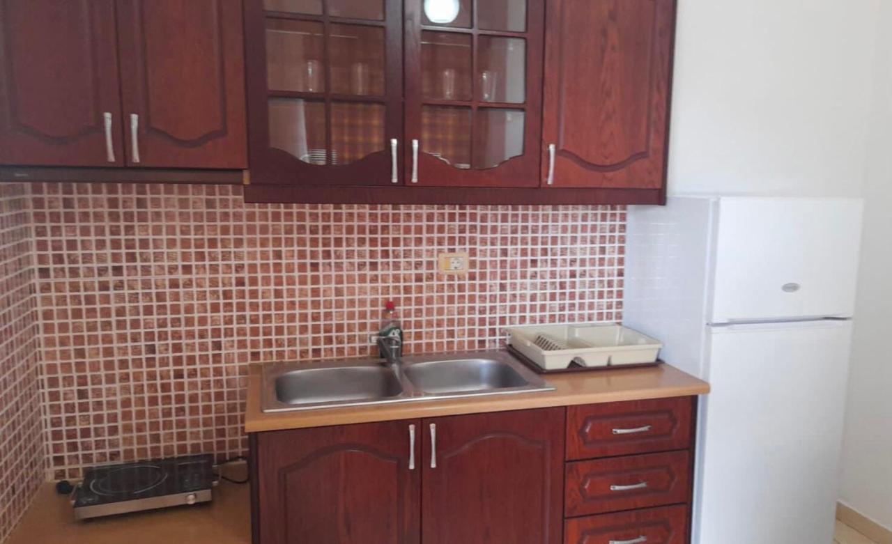 Vita Apartment - Spacious Garden And Balcony 5 Min To Beach & Center クサミル エクステリア 写真
