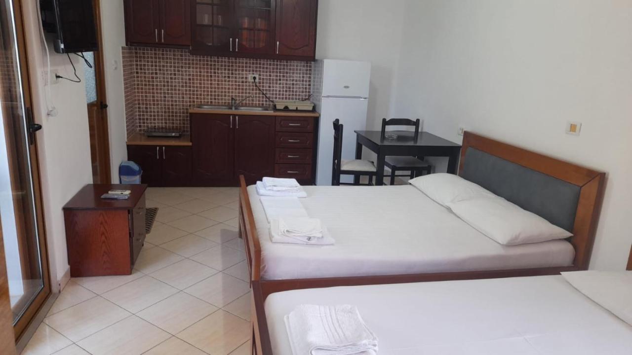 Vita Apartment - Spacious Garden And Balcony 5 Min To Beach & Center クサミル エクステリア 写真