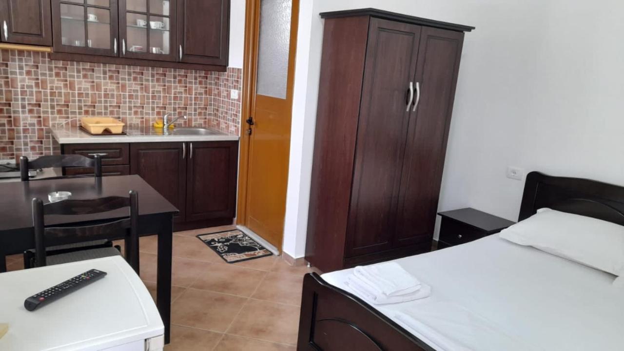 Vita Apartment - Spacious Garden And Balcony 5 Min To Beach & Center クサミル エクステリア 写真