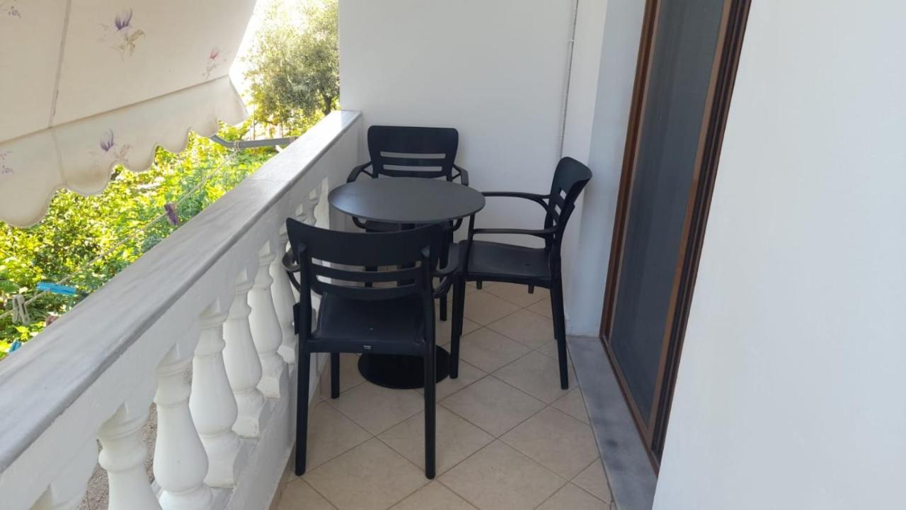 Vita Apartment - Spacious Garden And Balcony 5 Min To Beach & Center クサミル エクステリア 写真