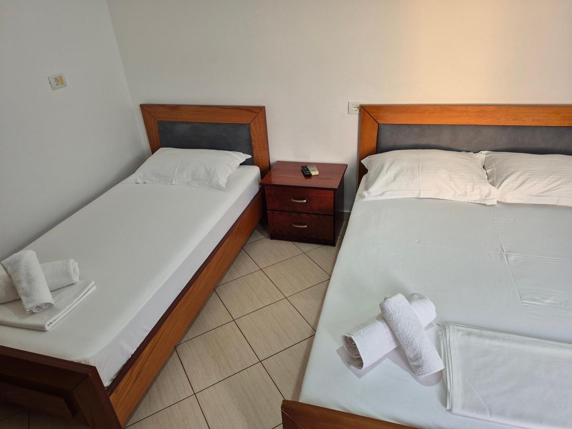 Vita Apartment - Spacious Garden And Balcony 5 Min To Beach & Center クサミル エクステリア 写真