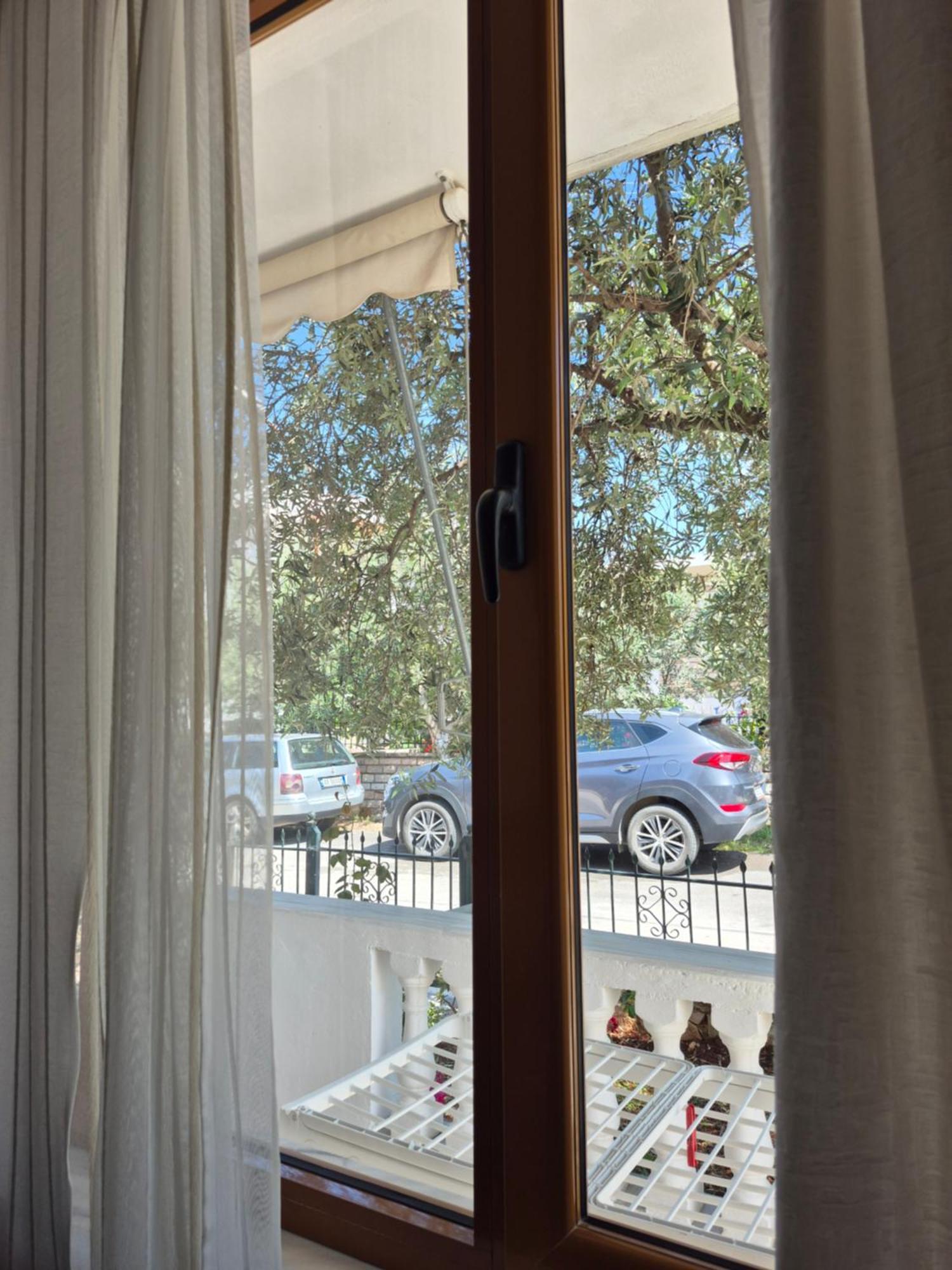 Vita Apartment - Spacious Garden And Balcony 5 Min To Beach & Center クサミル エクステリア 写真