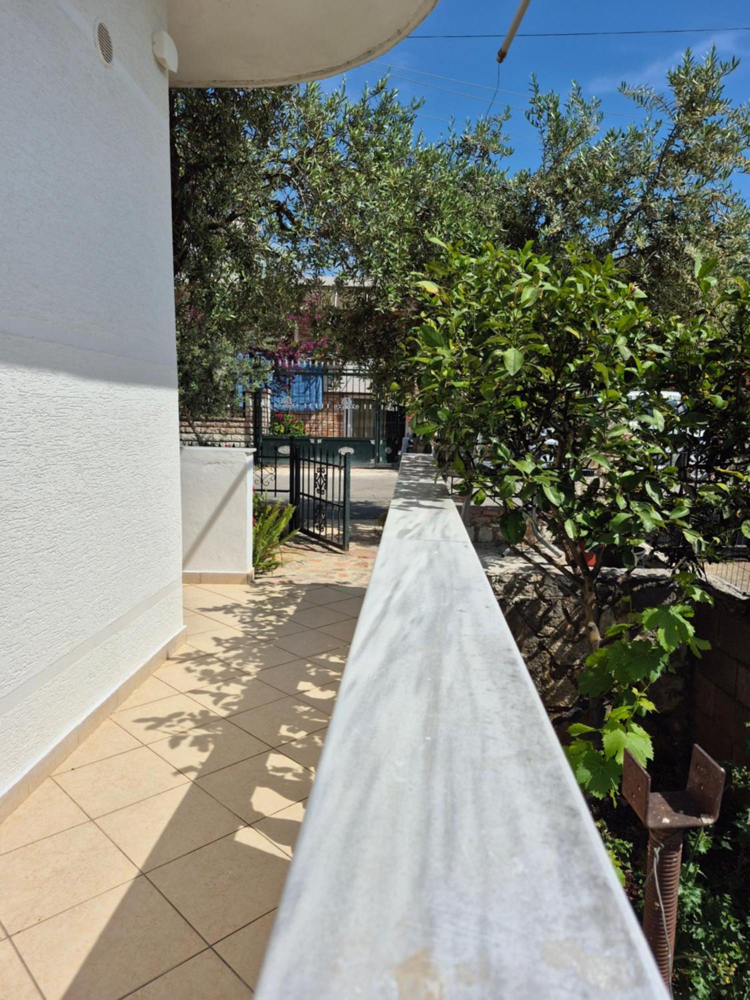 Vita Apartment - Spacious Garden And Balcony 5 Min To Beach & Center クサミル エクステリア 写真