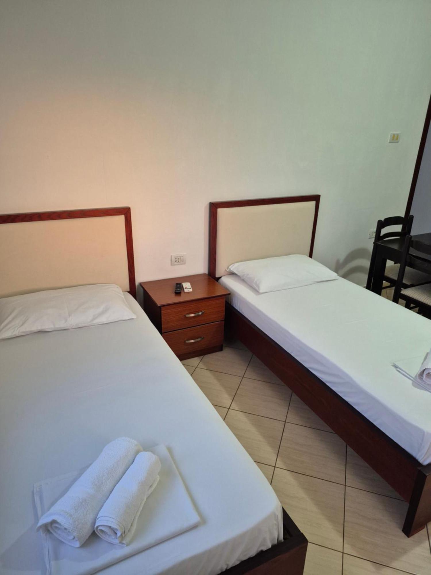 Vita Apartment - Spacious Garden And Balcony 5 Min To Beach & Center クサミル エクステリア 写真