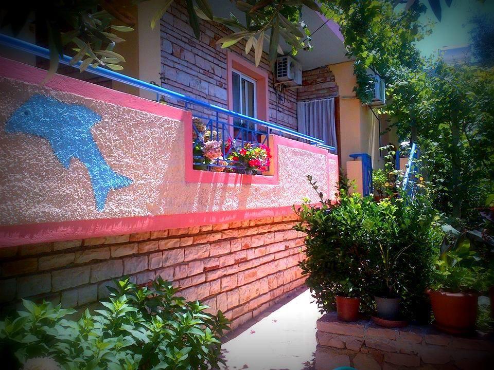 Vita Apartment - Spacious Garden And Balcony 5 Min To Beach & Center クサミル エクステリア 写真